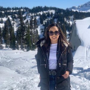 Meet your Posher, Karina